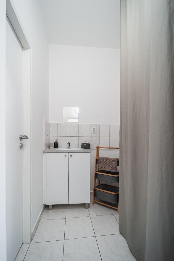 Apartment Yogiam Austerlitz Exterior foto