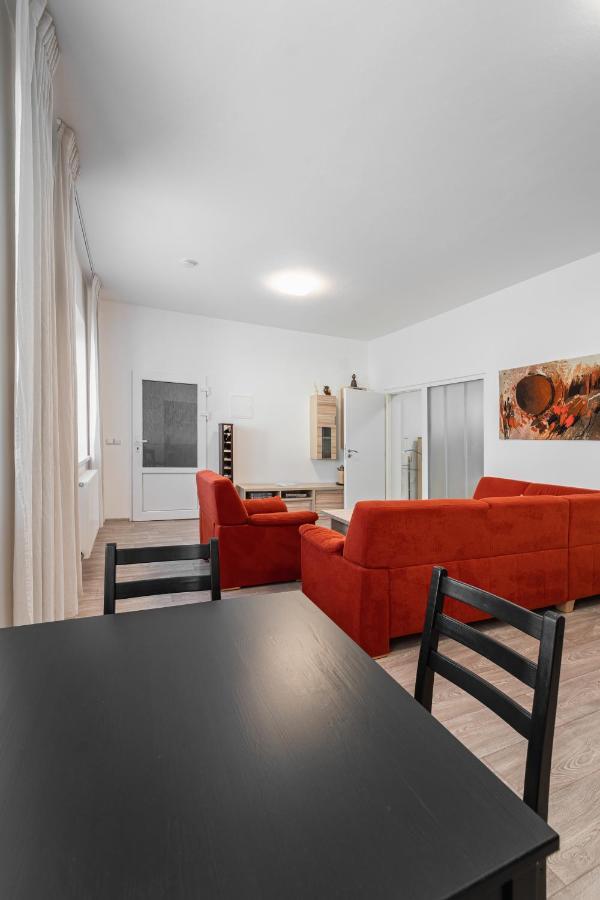 Apartment Yogiam Austerlitz Exterior foto